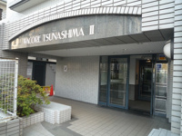 清潔なエントランスです