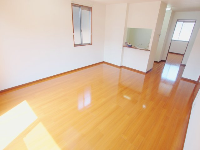 ファミール内屋の居間・リビング