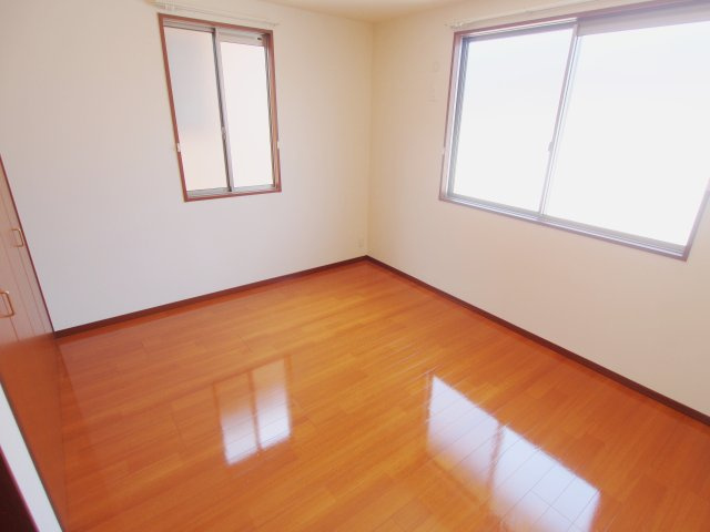ファミール内屋の内装