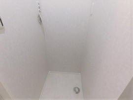 写真は２号室（１号室は反転タイプ）