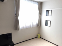 号室により採光窓の有無が異なります。