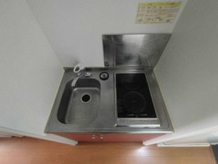 コンパクトなキッチンで掃除もラクラク