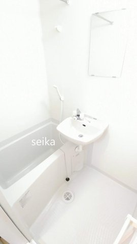 こちらのリビングで趣味の時間をお楽しみください