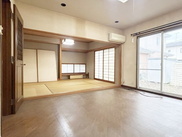 売中古戸建　富士市中野台1丁目の居間・リビング