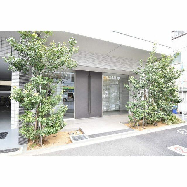 アビタシオン神楽坂のエントランス
