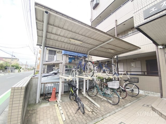 エスポアール大成のその他共用部分|屋根付き駐輪スペース☆