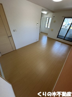 【居間・リビング】 | アイリス　Ⅰ | 反転同タイプのお部屋です（現況を優先します）