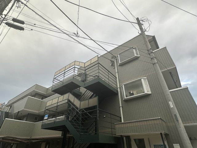 川崎市多摩区登戸の賃貸マンションの外観