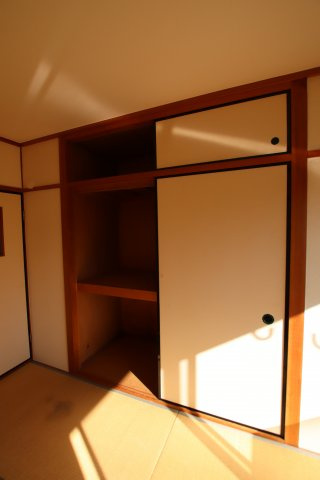 【収納】 | メゾンハイツ信