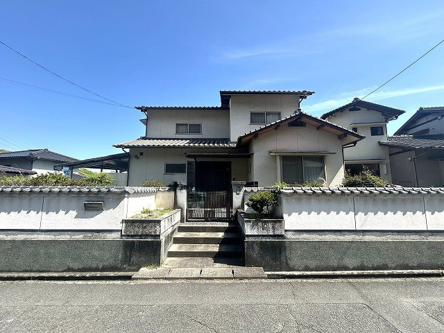 浅口市鴨方町みどりケ丘１丁目の中古一戸建