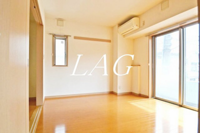 【居間・リビング】 | ブランネージュ | 洋室のお部屋です。