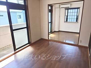 アスパラ館の寝室|洋室に改装済み