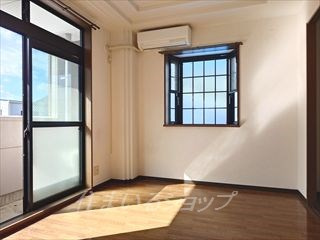アスパラ館の居間・リビング