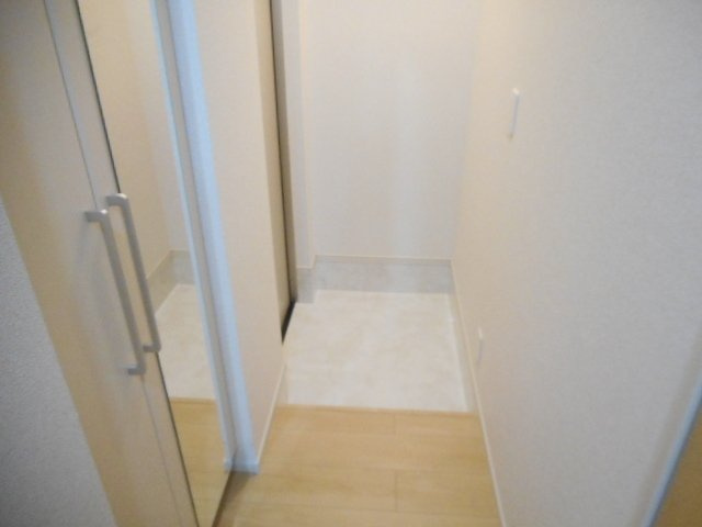 ＡＤＤＲＥＳＳ　２１１の玄関
