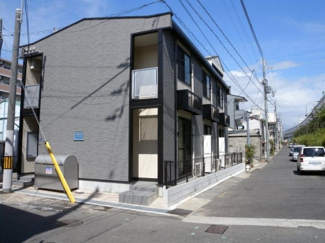 レオパレスプレミエ　エトワールの外観