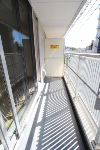 【バルコニー】