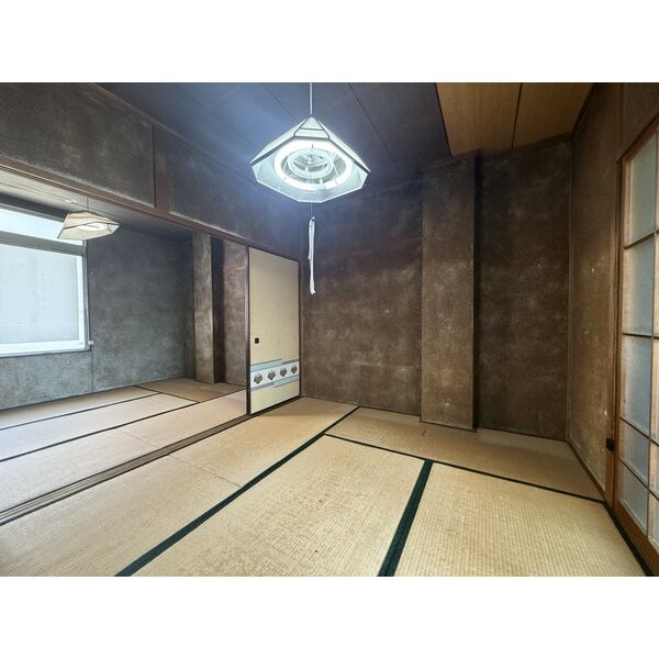 名東区八前一丁目住居付店舗の内装