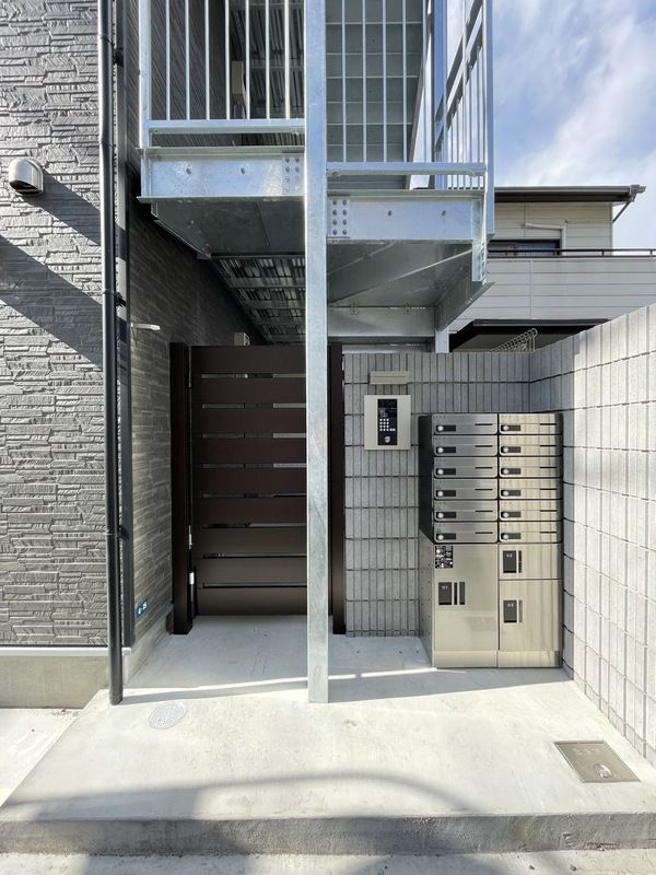 SHOKEN Villa横浜港南中央の外観