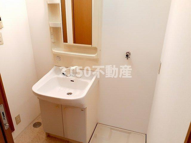 タウンコートＦの洗面所|コンパクトで使いやすい洗面所