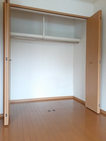 アニューガーランドの収納