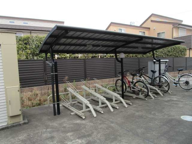 レオネクストブリエのその他|駐輪場