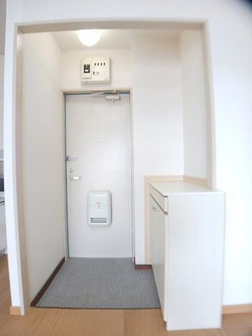 レピュートおんつかⅡの玄関