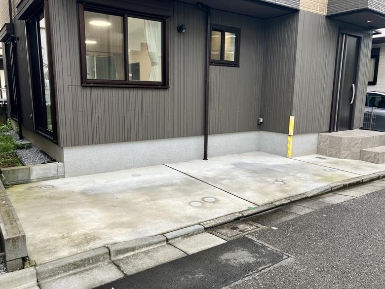 北葛西戸建の駐車場