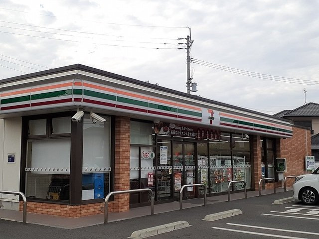 ボン　アミューズの周辺|セブンイレブン良町２丁目店まで150m