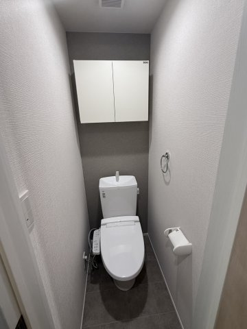 横浜市西区霞ケ丘のアパートのトイレ