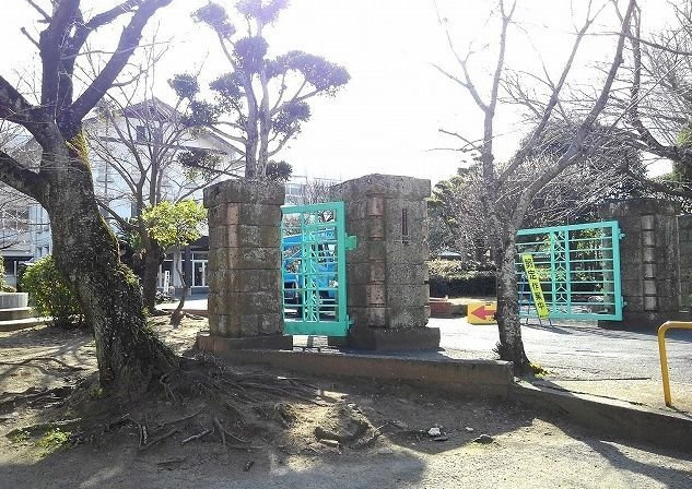 【周辺】 | コンフォート上野丘南Ｂ | 上野高校まで500m