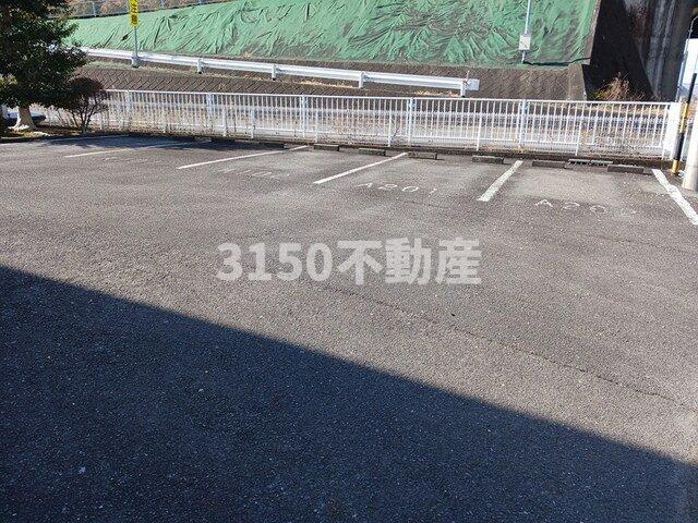 Ｂ２ハウスＡの駐車場|駐車場完備です
