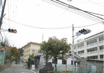 【周辺】 | セレーネ３１０　Ａ | 滝尾小・中学校まで900m