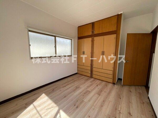 市川市稲荷木一丁目　戸建の収納
