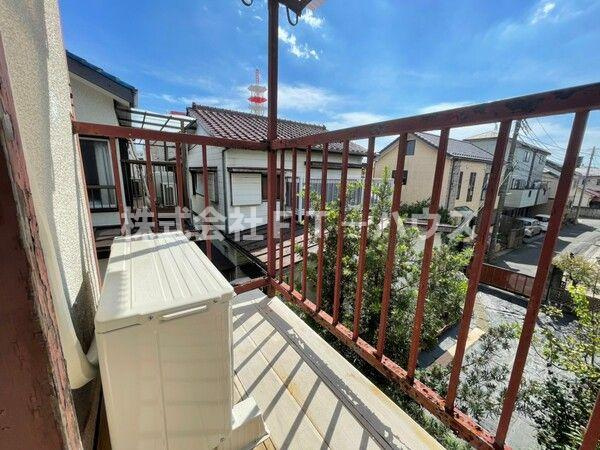 市川市稲荷木一丁目　戸建のバルコニー