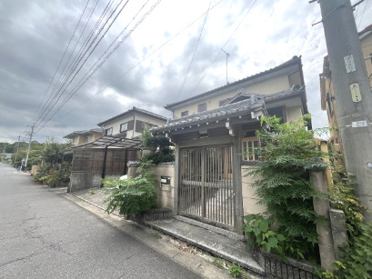 半田市南二ツ坂町1丁目の外観
