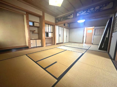 半田市南二ツ坂町1丁目の和室