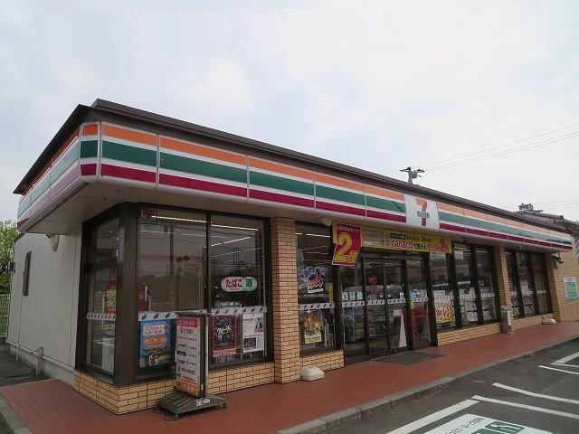 【周辺】 | リリー | セブンイレブン横尾店まで2200m