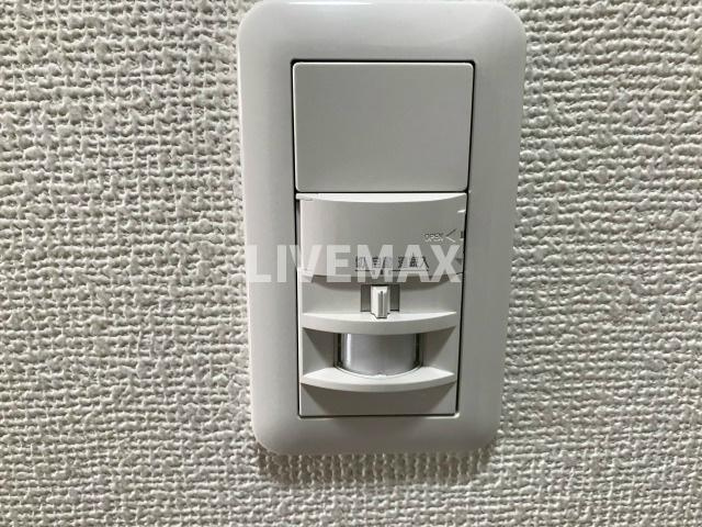 人感センサーライト♪※別部屋のお写真になります 