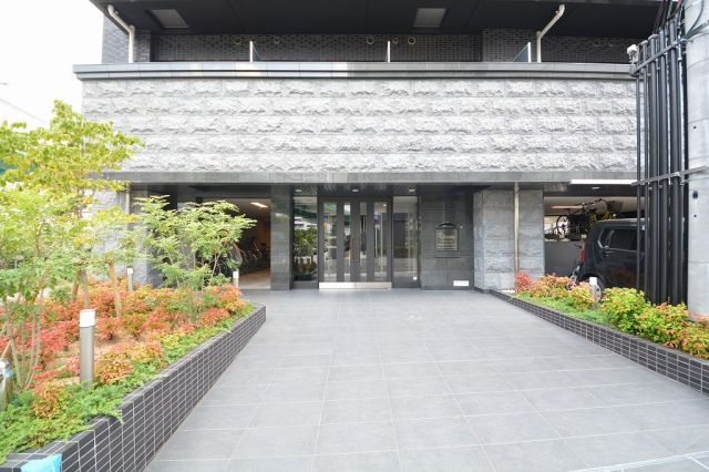 プレサンス大阪城公園ネクサスのエントランス|プレサンス大阪城公園ネクサス　エントランス