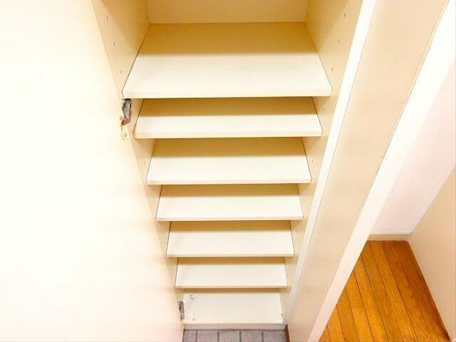 ロジェ高井戸壱番館の収納|シューズボックス