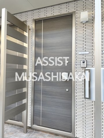 ブレッツァ小金井の玄関