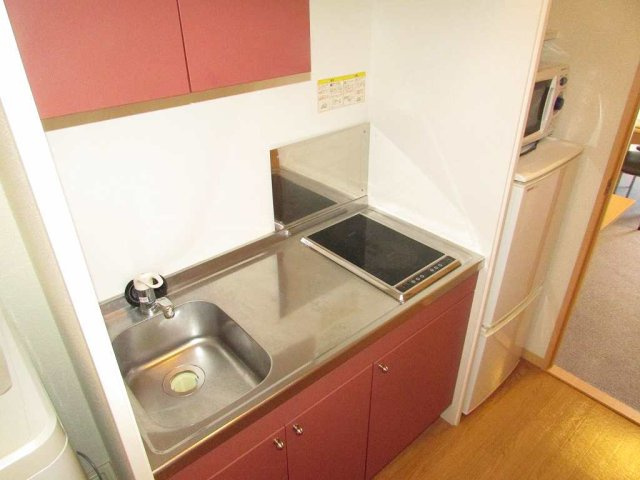 レオパレスマローネのキッチン