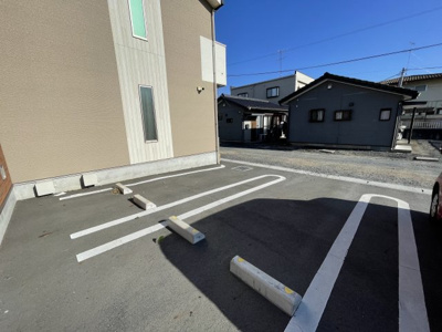 【駐車場】 | ヨークパレス・３