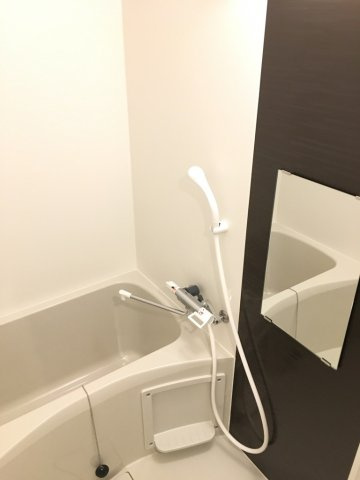 クレイノフェリオの浴室