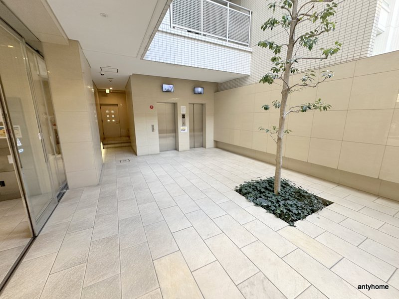 コスモリード谷町六丁目　仲介手数料無料のロビー