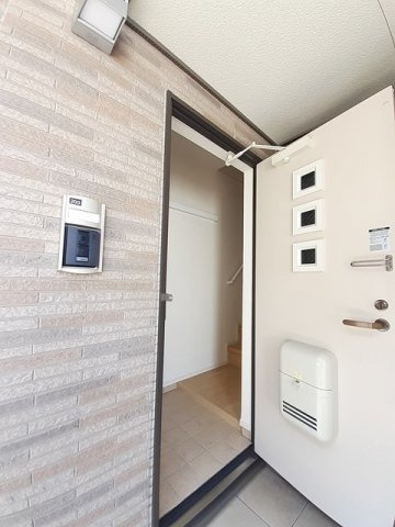 ボン　アミューズの玄関