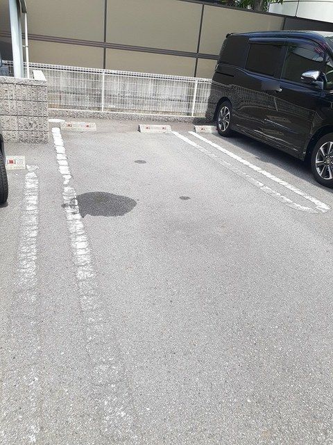 ラタピアの駐車場
