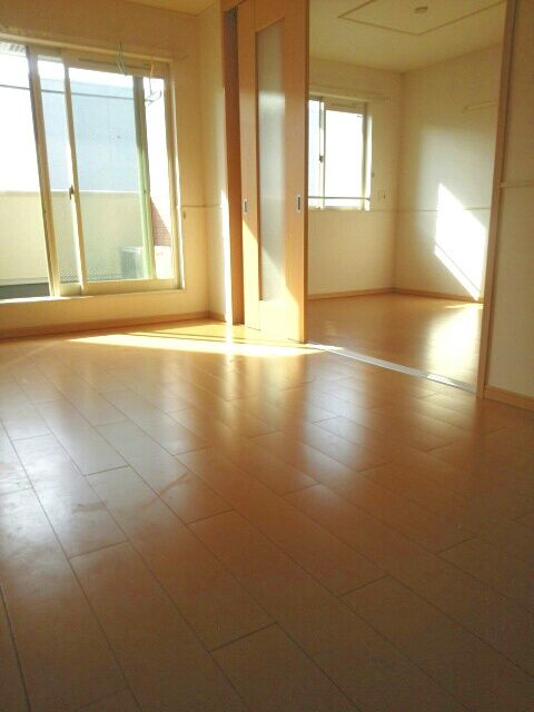 ラタピアの居間・リビング