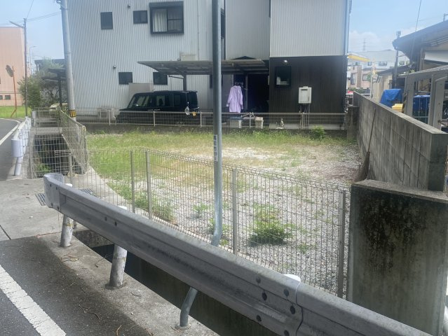 東秦泉寺　土地の外観