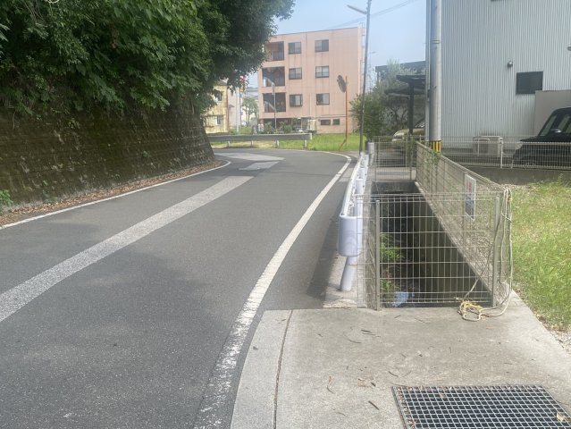 東秦泉寺　土地の前面道路含む現地写真